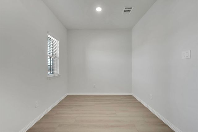 2650 Bechtol Street, Garland, TX 75042