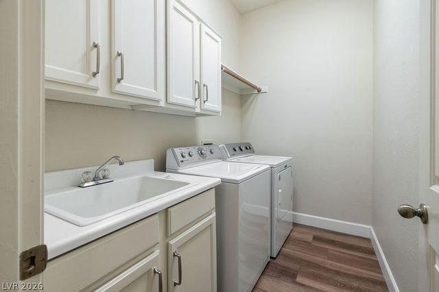 1320 Elk River Circle, Las Vegas, NV 89134