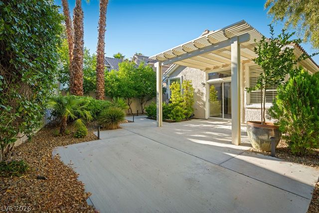 1320 Elk River Circle, Las Vegas, NV 89134