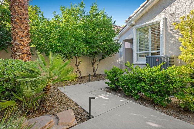 1320 Elk River Circle, Las Vegas, NV 89134