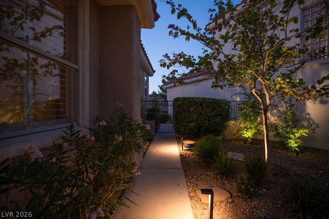 1320 Elk River Circle, Las Vegas, NV 89134