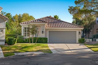 1320 Elk River Circle, Las Vegas, NV 89134