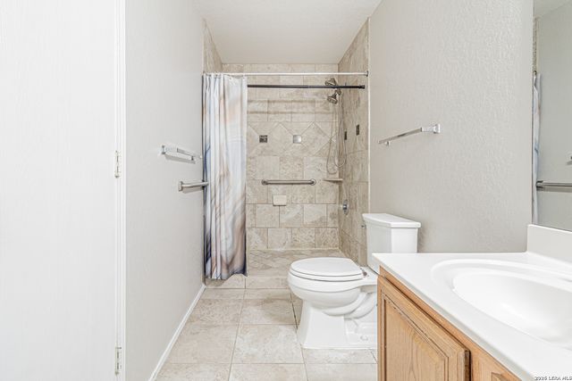 5743 Lovett Oaks, San Antonio, TX 78218