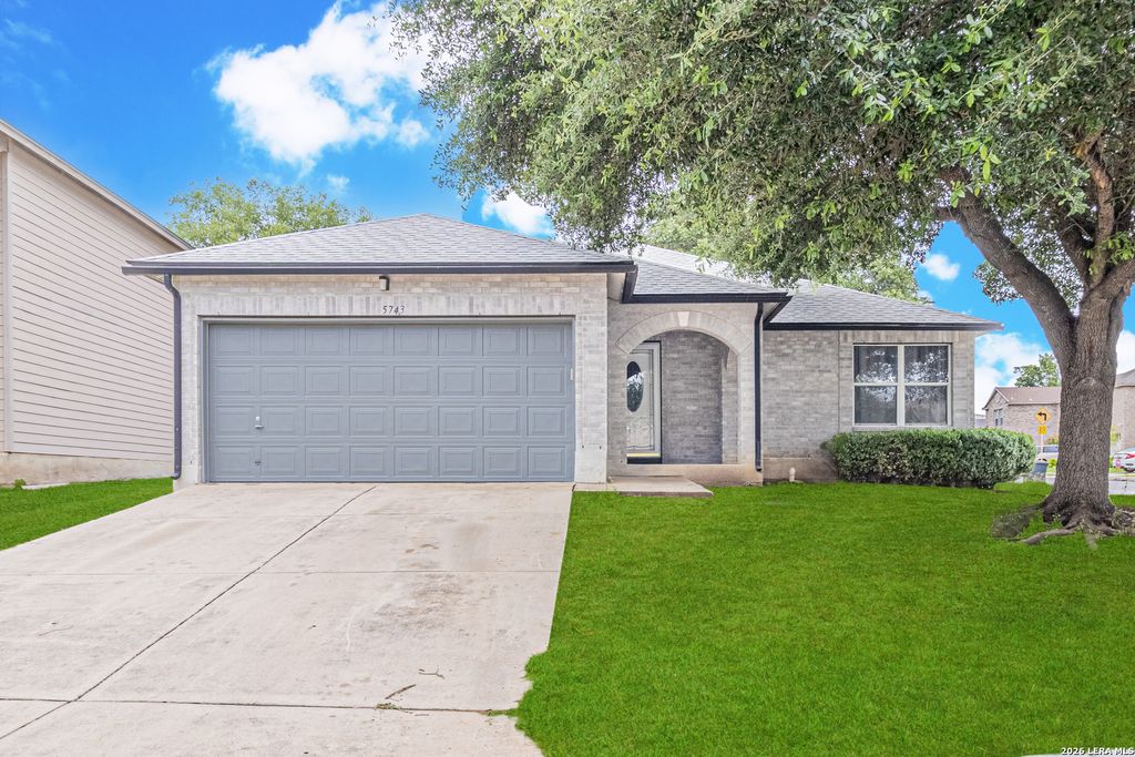 5743 Lovett Oaks, San Antonio, TX 78218