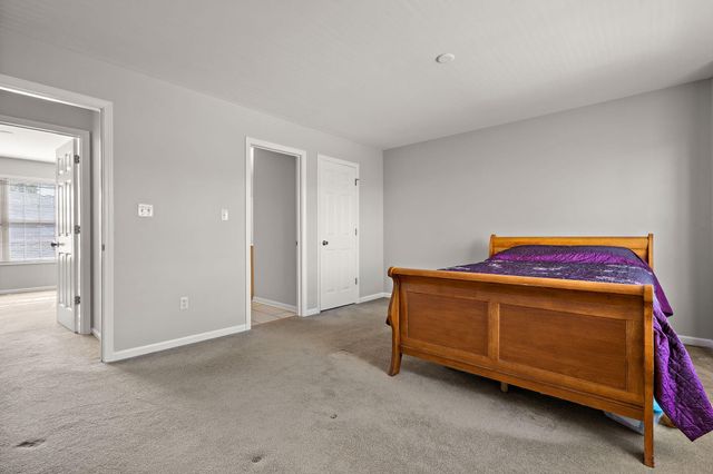 2896 Cambridge Way, Highland, IN 46322