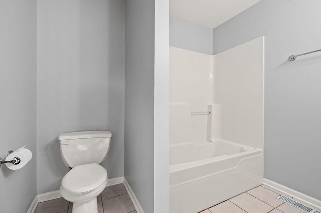 2896 Cambridge Way, Highland, IN 46322