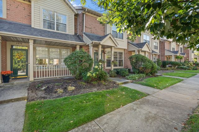 2896 Cambridge Way, Highland, IN 46322