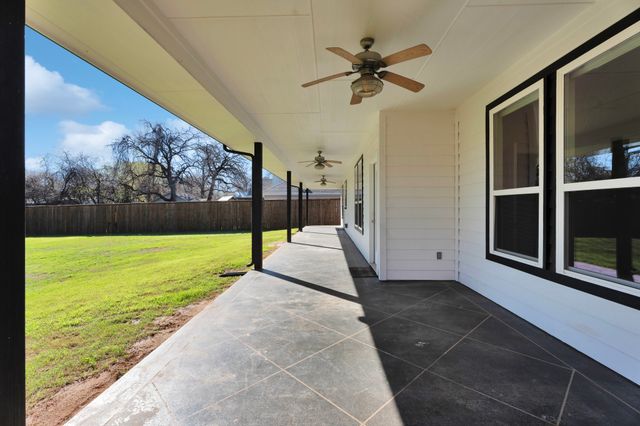 3709 Winding Way, Granbury, TX 76049