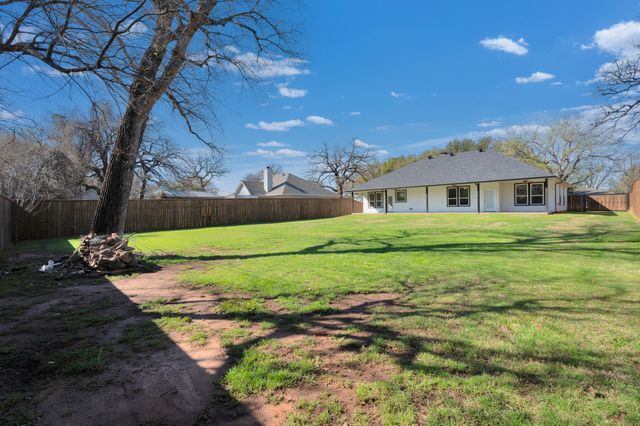 3709 Winding Way, Granbury, TX 76049