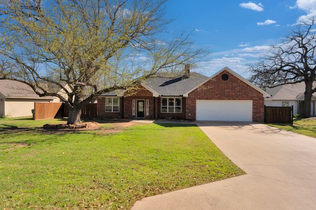 3709 Winding Way, Granbury, TX 76049