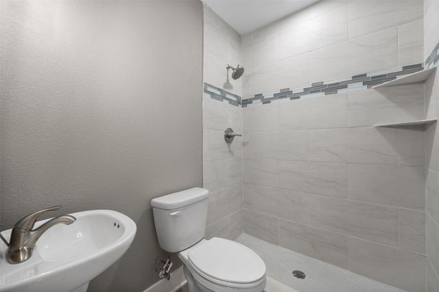 702 E 1st Avenue, Corsicana, TX 75110