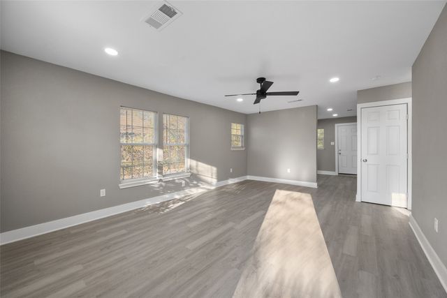 702 E 1st Avenue, Corsicana, TX 75110