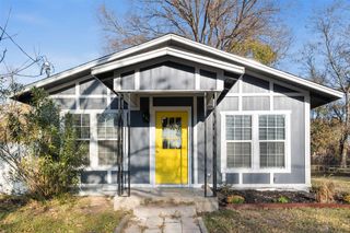 702 E 1st Avenue, Corsicana, TX 75110