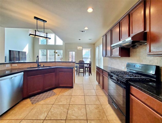 1436 Lindo DR, Leander, TX 78641