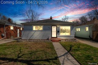 4663 Mayfair Street, Dearborn Heights, MI 48125