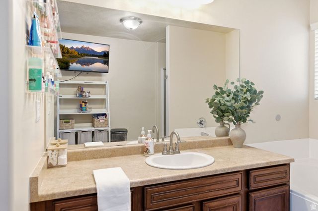 1853 W 2300 S, Woods Cross, UT 84087
