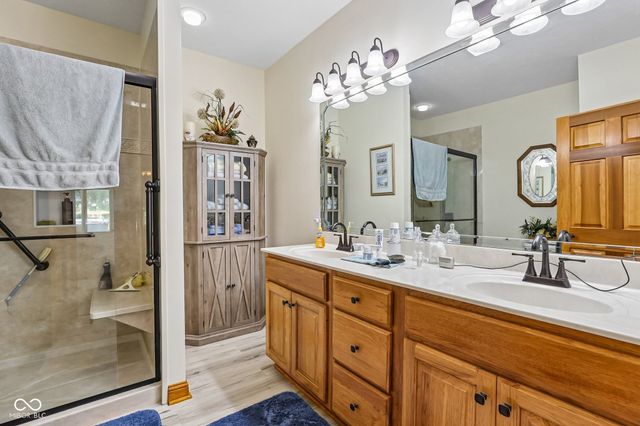 8936 Stonegate Way A, Indianapolis, IN 46227