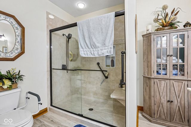 8936 Stonegate Way A, Indianapolis, IN 46227