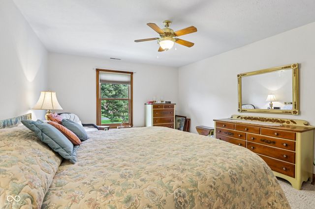 8936 Stonegate Way A, Indianapolis, IN 46227