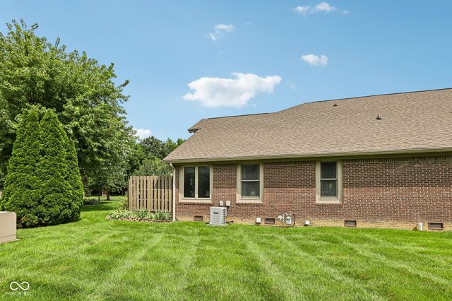 8936 Stonegate Way A, Indianapolis, IN 46227