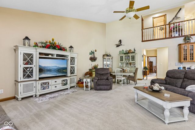 8936 Stonegate Way A, Indianapolis, IN 46227