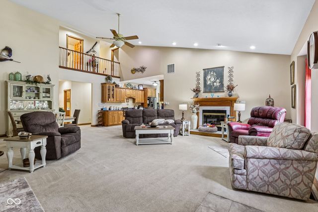 8936 Stonegate Way A, Indianapolis, IN 46227