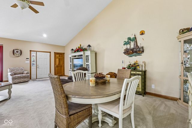 8936 Stonegate Way A, Indianapolis, IN 46227
