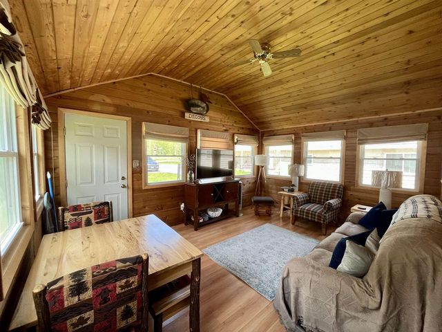 W6070 NORTH BAY CIRCLE, Shawano, WI 54166