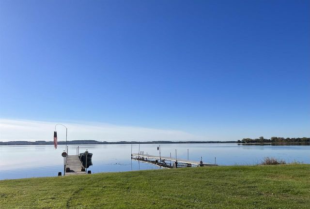W6070 NORTH BAY CIRCLE, Shawano, WI 54166