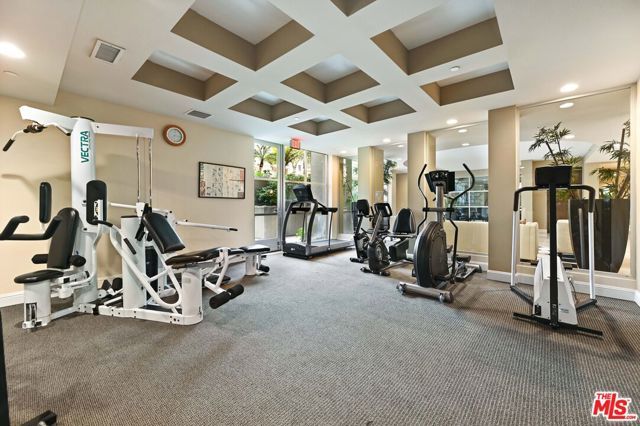 1521 Greenfield Avenue 305, Los Angeles, CA 90025