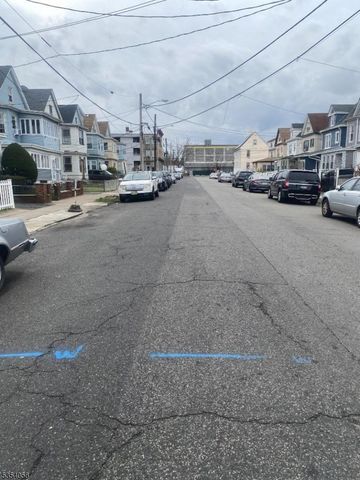151 Van Buren St, Passaic City, NJ 07055