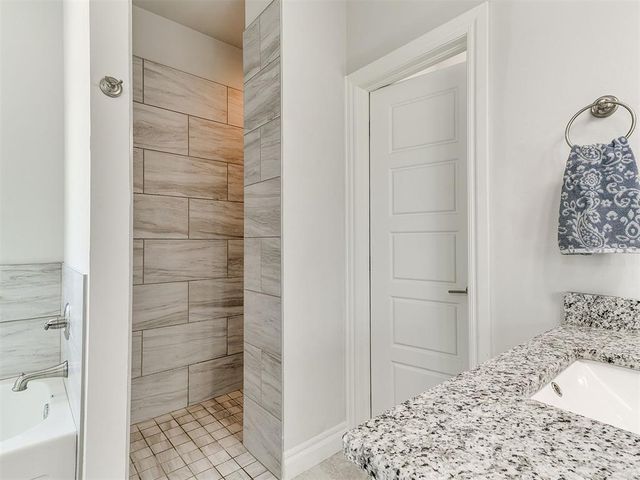 10740 Marion Dr, Edmond, OK 73034