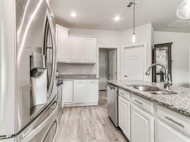 10740 Marion Dr, Edmond, OK 73034