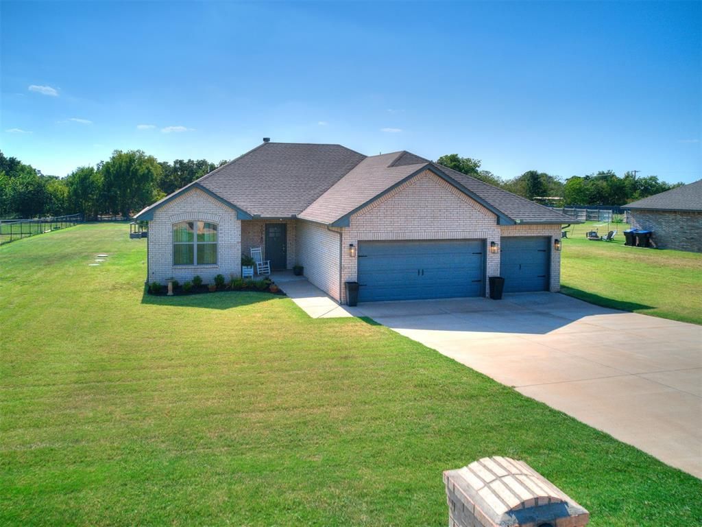 10740 Marion Dr, Edmond, OK 73034