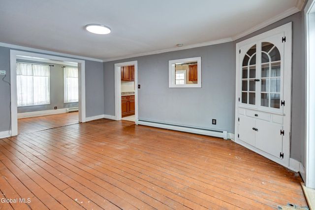 61 Fort Johnson Avenue, Fort Johnson, NY 12070