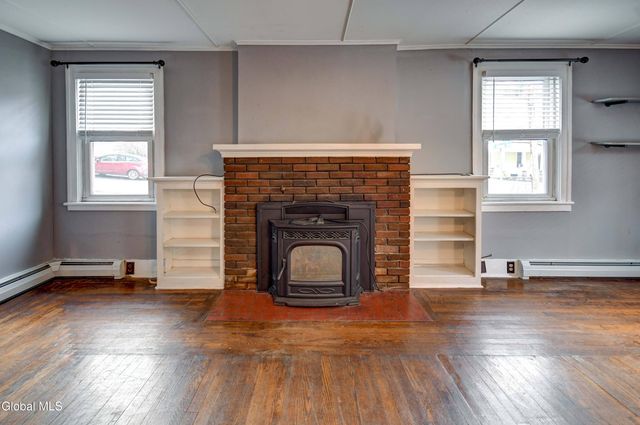 61 Fort Johnson Avenue, Fort Johnson, NY 12070