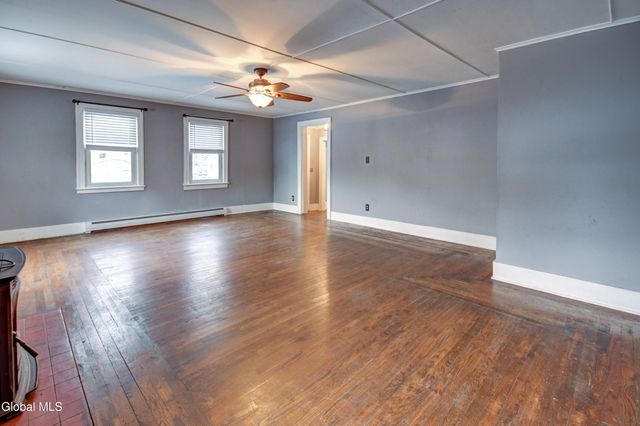 61 Fort Johnson Avenue, Fort Johnson, NY 12070