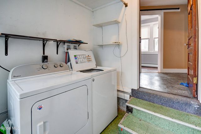 61 Fort Johnson Avenue, Fort Johnson, NY 12070