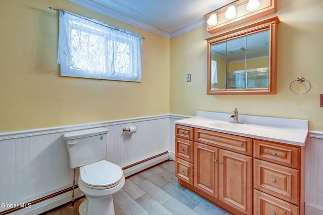 61 Fort Johnson Avenue, Fort Johnson, NY 12070