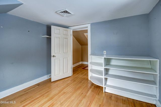 61 Fort Johnson Avenue, Fort Johnson, NY 12070