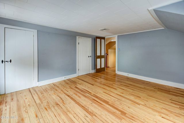 61 Fort Johnson Avenue, Fort Johnson, NY 12070