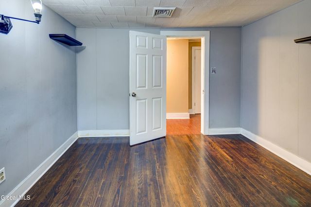 61 Fort Johnson Avenue, Fort Johnson, NY 12070