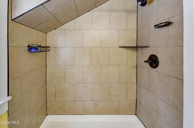 61 Fort Johnson Avenue, Fort Johnson, NY 12070