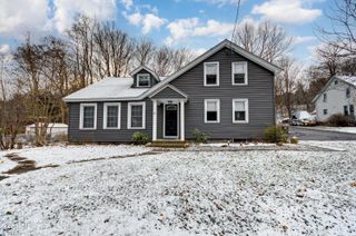 61 Fort Johnson Avenue, Fort Johnson, NY 12070