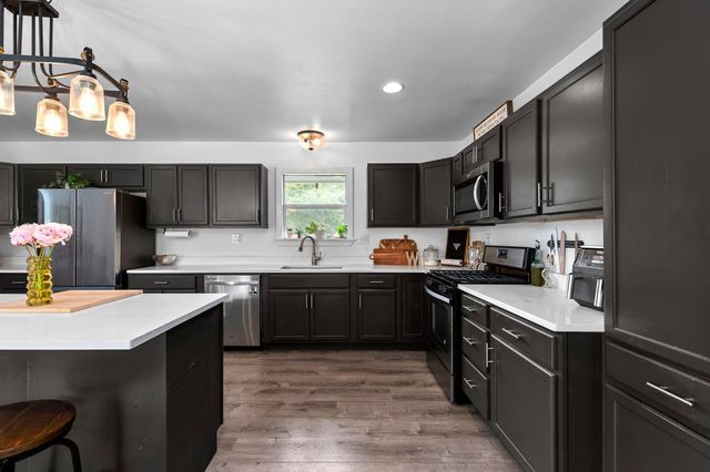 508 San Jacinto DR, Rockdale, TX 76567