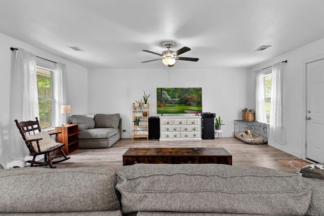 508 San Jacinto DR, Rockdale, TX 76567