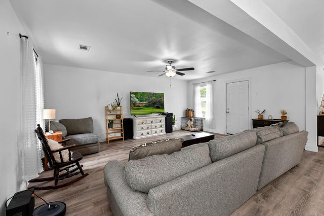 508 San Jacinto DR, Rockdale, TX 76567