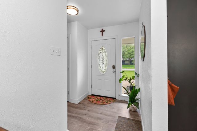 508 San Jacinto DR, Rockdale, TX 76567