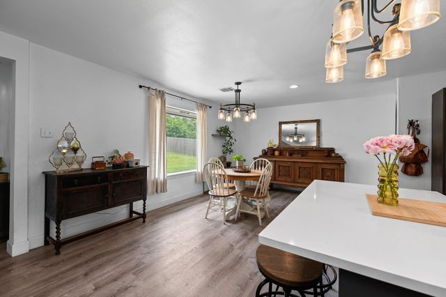 508 San Jacinto DR, Rockdale, TX 76567