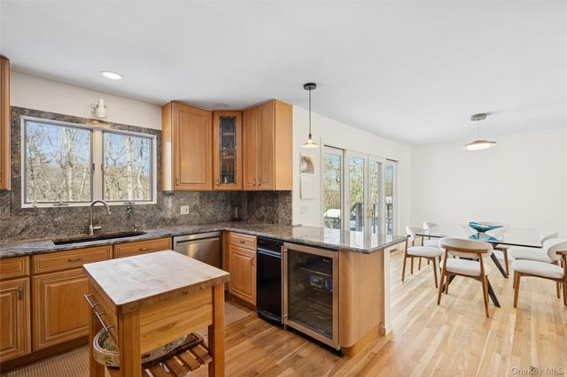 15 Rivers Road, East Hampton, NY 11937